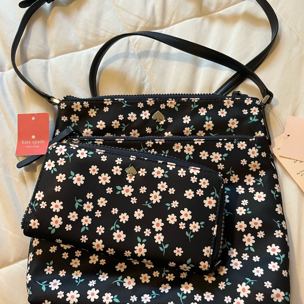 Kate Spade Daisy Crossbody Bag